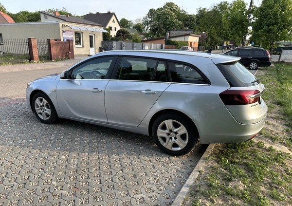 Opel Insignia cena 36900 przebieg: 284000, rok produkcji 2014 z Słupca małe 92